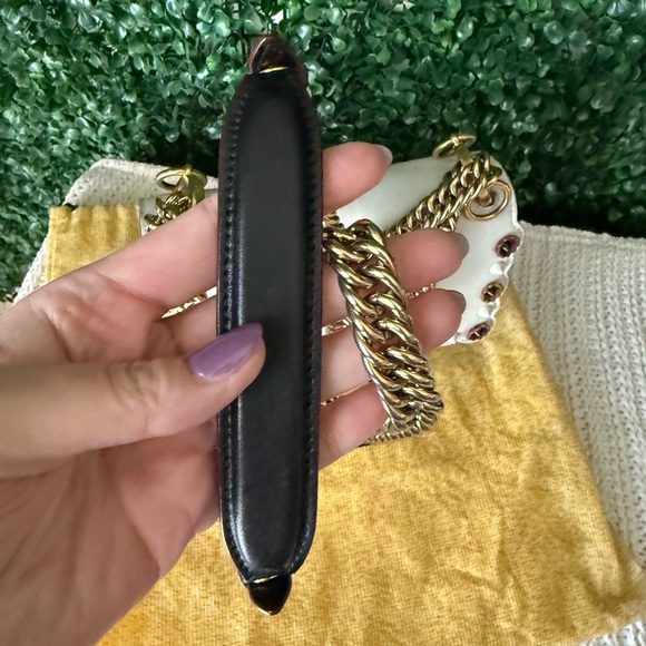 Fendi White Floral Embellished Women's Shoulder Bag - Picture 4 of 12